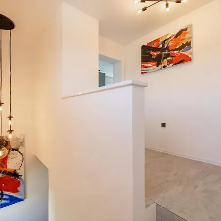 Villa Neoma Linardici