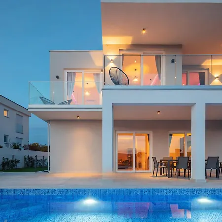 Villa Neoma